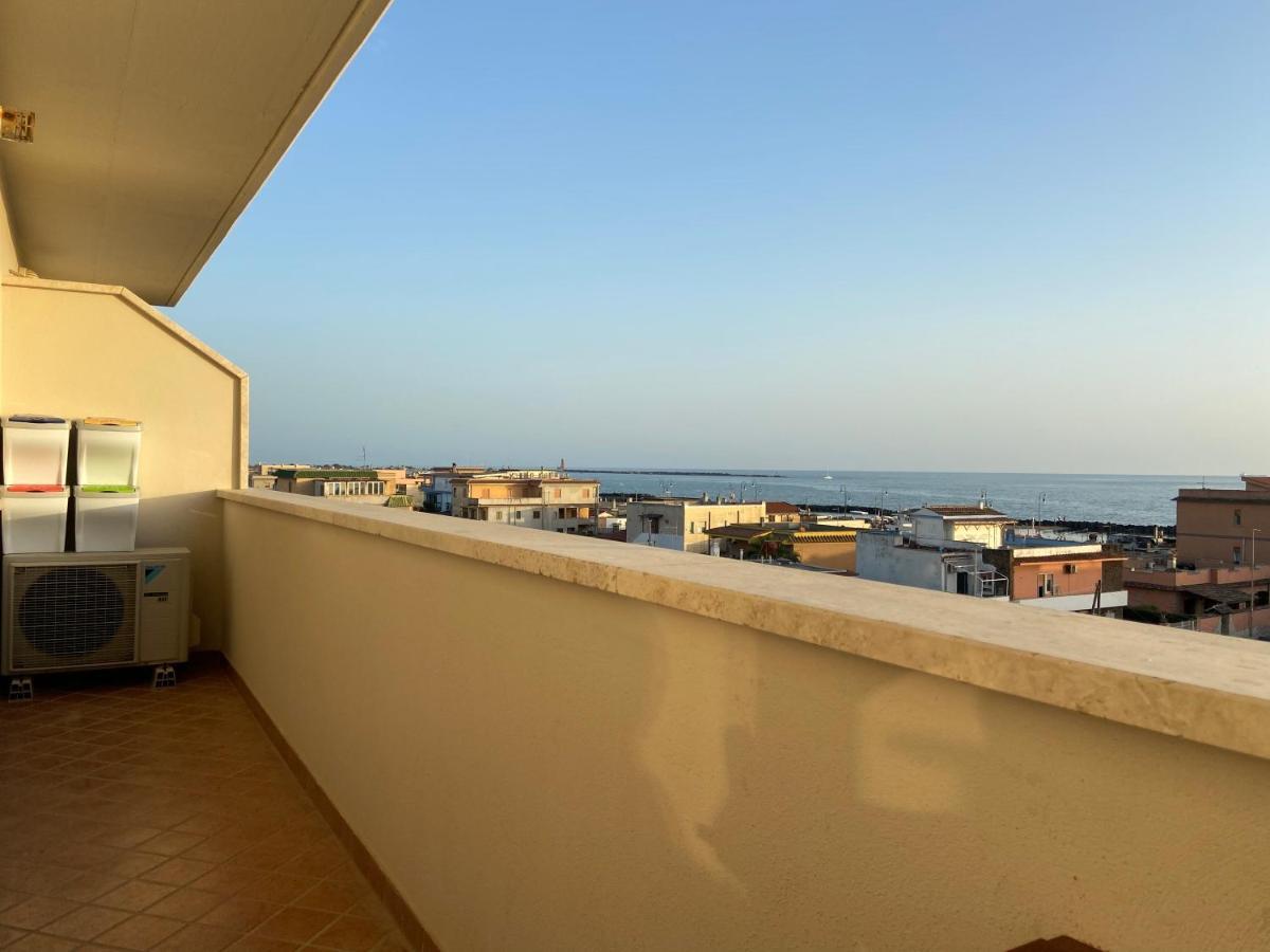 Agm Suite - Rome Airport Fco - Fiumicino Mare Exterior photo